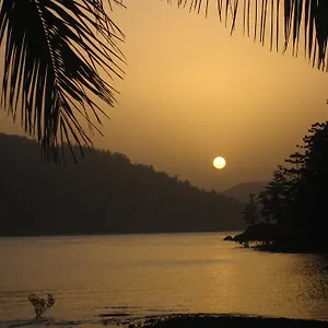 ***** Hotel Paradise Bay Eco Escape Australia